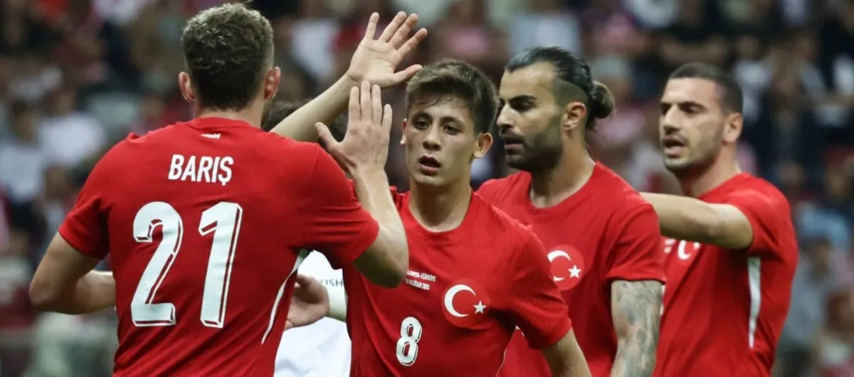 Nhận định kèo nhà cái | Thổ Nhĩ Kỳ vs Wales 17/11/2024 1 Nhận Định Tip Kèo: Thổ Nhĩ Kỳ vs Wales 00h00 - 17/11 - Hấp Dẫn Không Ngờ